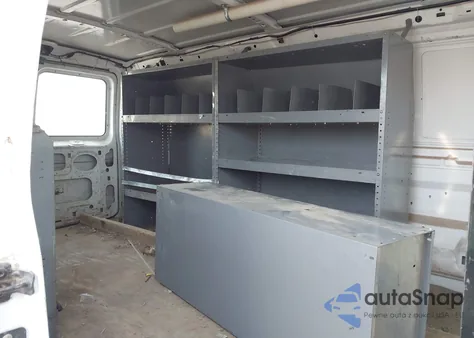 2001 Ford E-250 Commercial/Recreational z USA, uszkodzony, nr VIN 1FTNE24L31HA39191